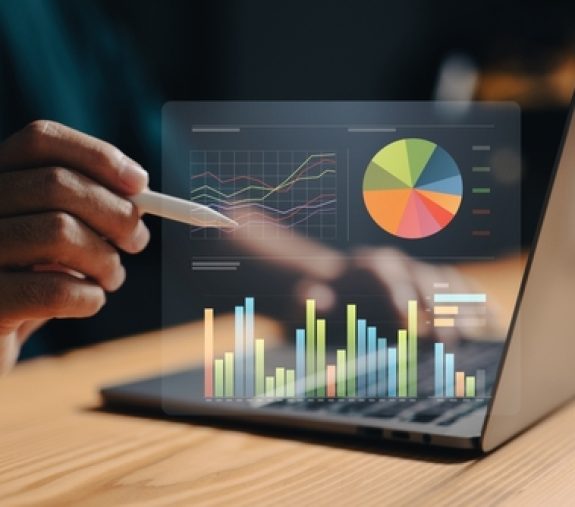 Big,Data,Analytics,Provide,Valuable,Insights,When,Measuring,Metrics,And
